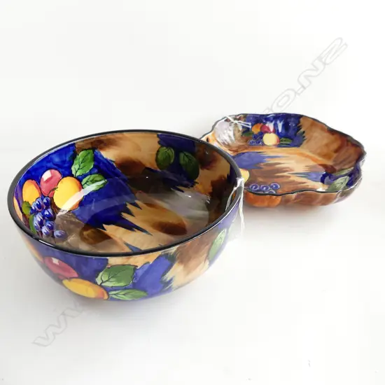 H & K TUNSTALL AUTUMN FRUITS BOWL (DIA 200MM) & SCALLOPED RIM DISH (DIA 215