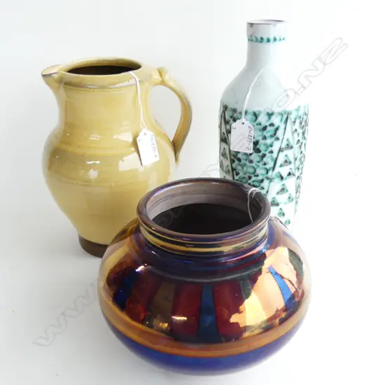 3 studio pottery pces: Green & pale glazed bottle + lustre squat vase + tan jug H.215mm