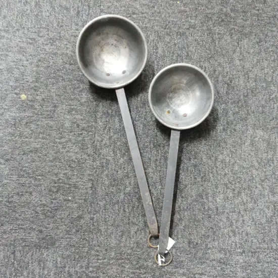 2 LARGE COPPER LADLES 1 X L480 DIA 155MM & 1 XL 400 DIA 140MM