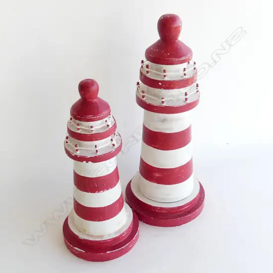 PR PAINTED WOODEN LIGHT HOUSES H.330mm