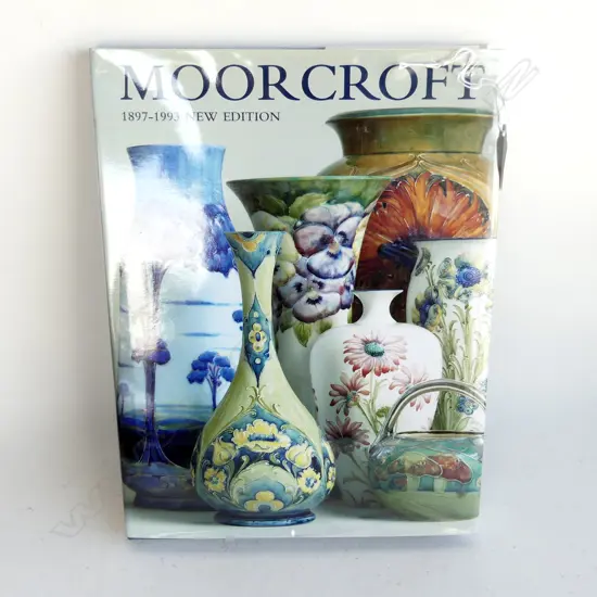 LG HARDCOVER BOOK 'MOORCROFT - 1897-1993 NEW EDITION'