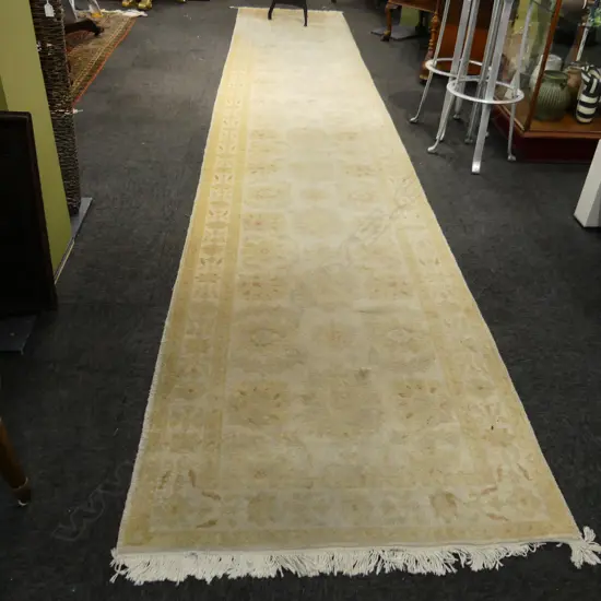 HAND KNOTTED PALE WOOL PILE HALL RUNNER 5300x960mm