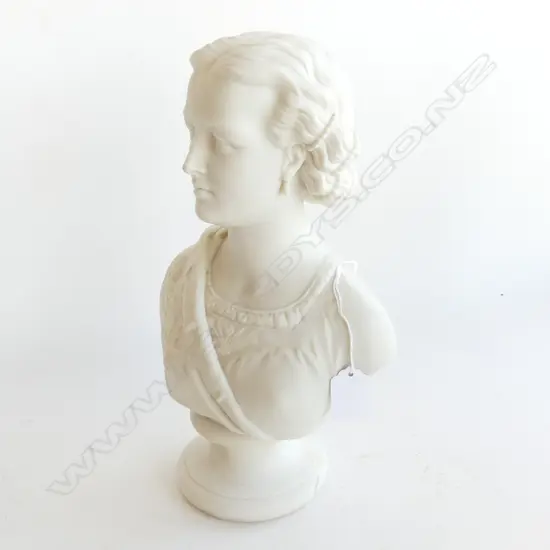 VICT. COPELAND PARIAN WARE BUST 'PRINCESS ALEXANDRA' w earrings. Crystal Palace... embossed H.305mm