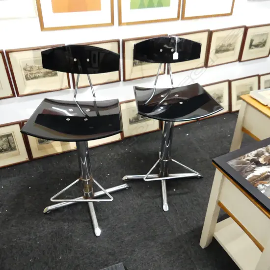 PR CHROME & BLACK PLASTIC BAR STOOLS