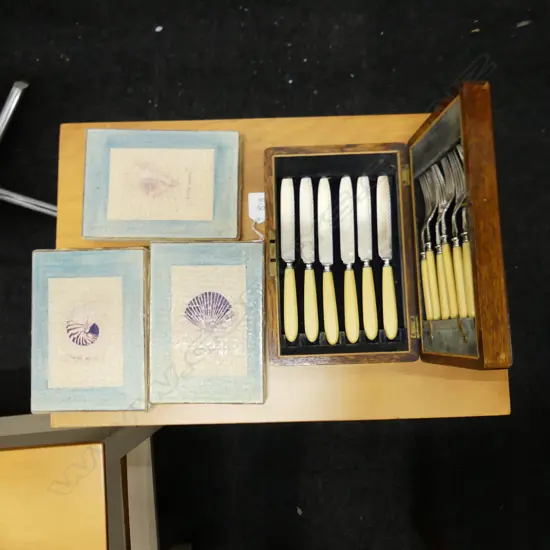 CASED 12 PCE FISH SET + SET OF 3 SHELL THEMED ARTWORKS 175x125mm