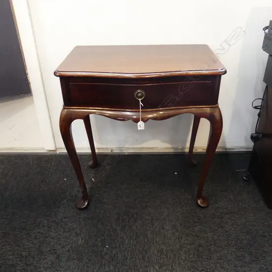 QUEEN ANNE STYLE SIDE TABLE 650x410x690mm