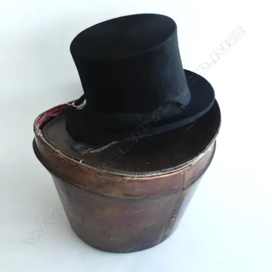 VICTORIAN TOP HAT IN LEATHER HAT BOX BY H.B. HILL HATTER LIVERPOOL  