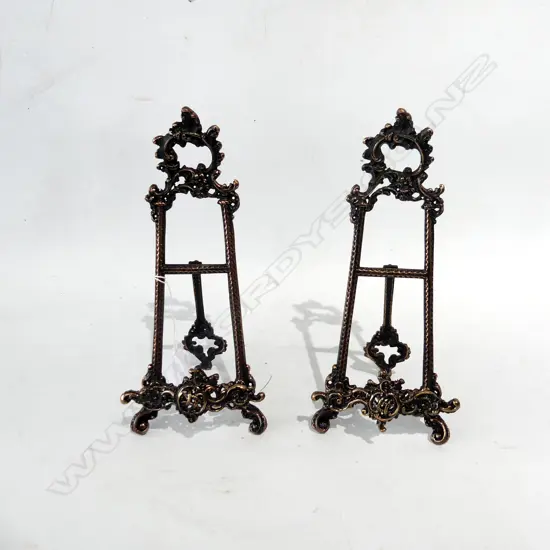 PAIR VINTAGE COPPER EASELS FOR DISPLAYING PICTURES H. 250MM
