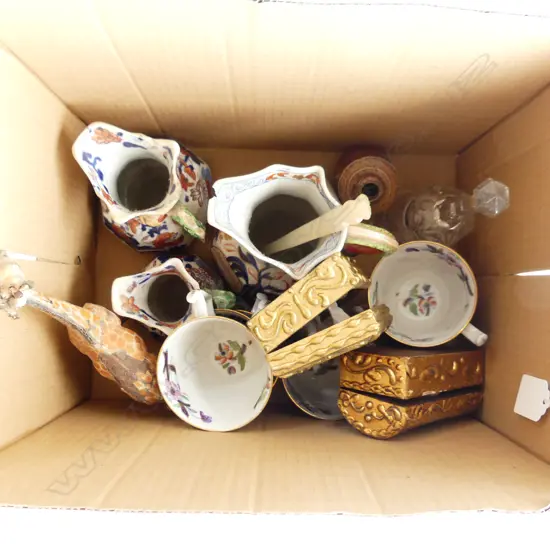 LOT ASST 19THC IRON STONE JUGS/DAVENPORT ETC FAULTS