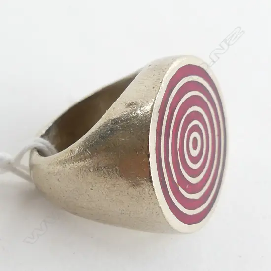 RING WITH ENAMEL CIRCLES (COSTUME)