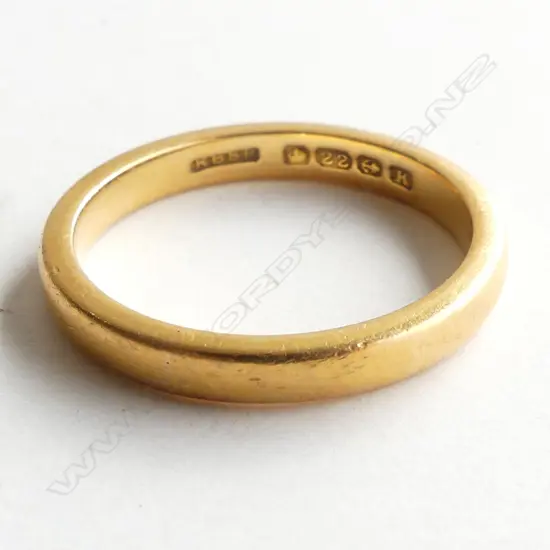 22CT GOLD BAND RING