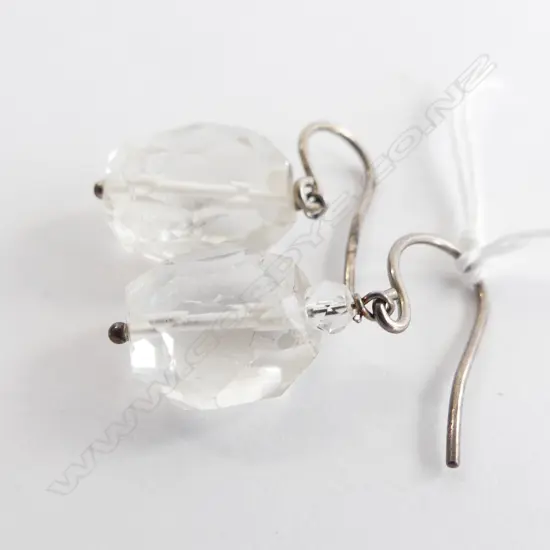 PAIR VINTAGE CRYSTAL EARRINGS ST. SILVER HOOKS