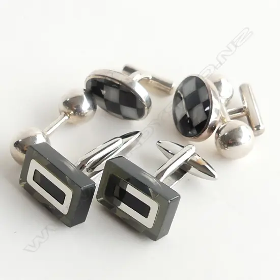 3 PRS SILVER CUFFLINKS 27GMS