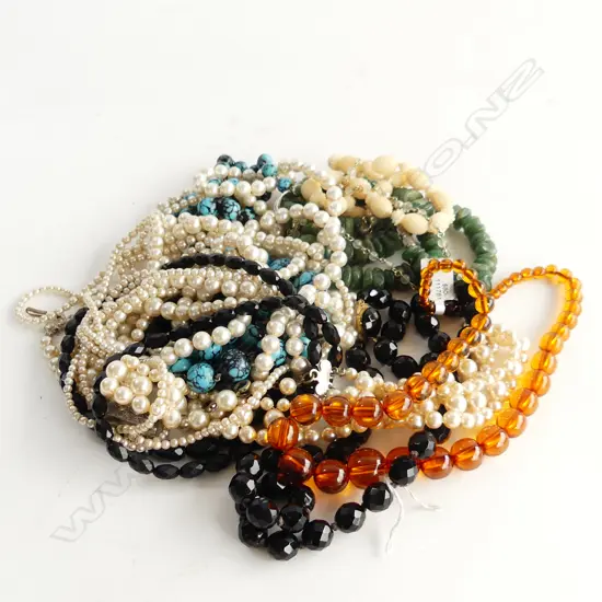 10 COSTUME JEWELLERY BEAD NECKLACES 