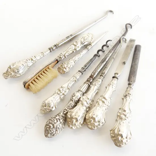 8 STG SILVER HANDLED DOMESTIC ITEMS 108GMS