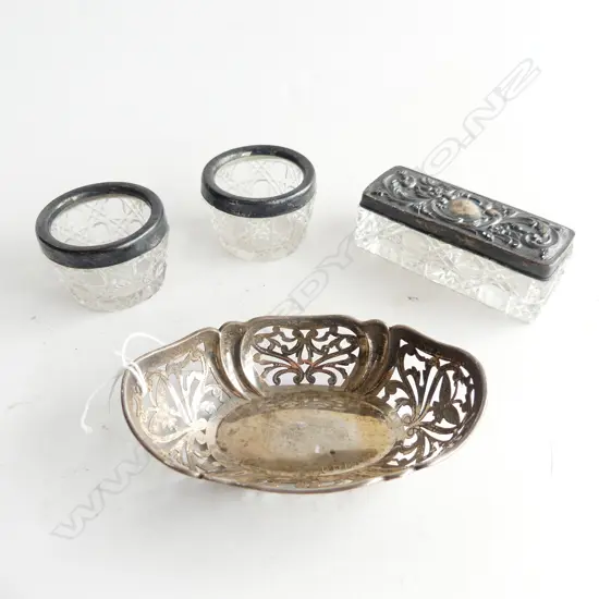 PR CUT GLASS, STG SILVER RIMMED SALTS & LIDDED BOX + SM PIERCED STG SILVER DISH (L. 110MM)
