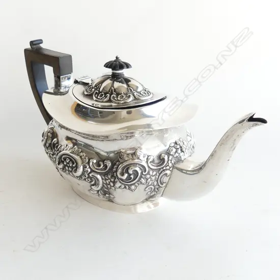 STG SILVER TEAPOT, B'HAM 1905 491 GRAMS