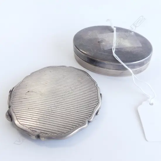 800 SILVER OVAL LIDDED CONTAINER 57 GRAMS + 900 SILVER COMPACT 81 GRAMS