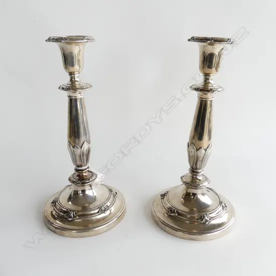 PAIR OF SILVER PLATE CANDLESTICKS H.285mm