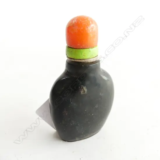 SPINACH JADE SNUFF BOTTLE H.75mm