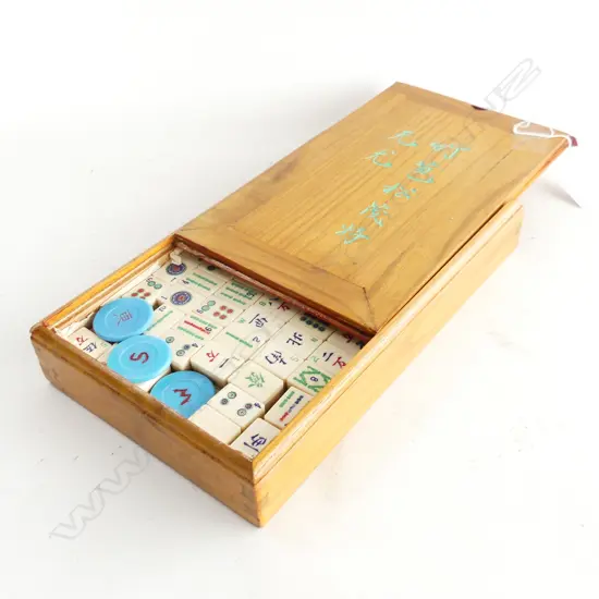 BONE & BAMBOO MAHJONG SET, CASED 270x160mm