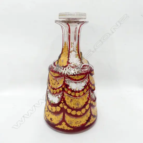 EDWARDIAN HAND PAINTED WHISKEY DECANTER WITH STG SILVER WHISKEY LABEL H. 250MM