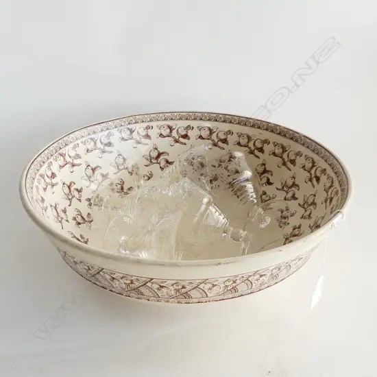 5 CUT GLASS DESSERT STEMMED GLASSES (H. 95MM) & LG BOWL (RD MARK TO BASE. C1880) DIA 375MM