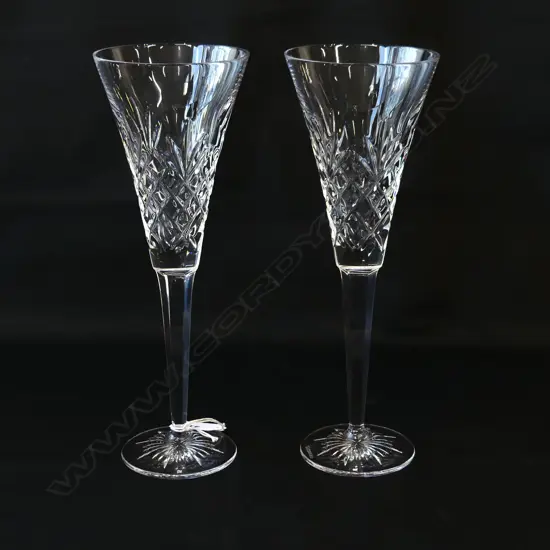 PR WATERFORD CRYSTAL TALL WINE TOASTING GLASSES H.260mm tiny chip to 1