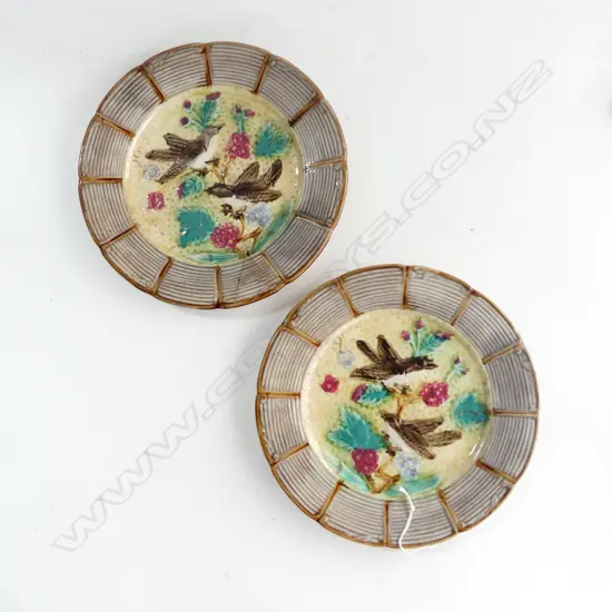 PR VINTAGE FRENCH BARBOTINE MAJOLICA PLATES (DIA 210MM) 1 HAS REPAIRS