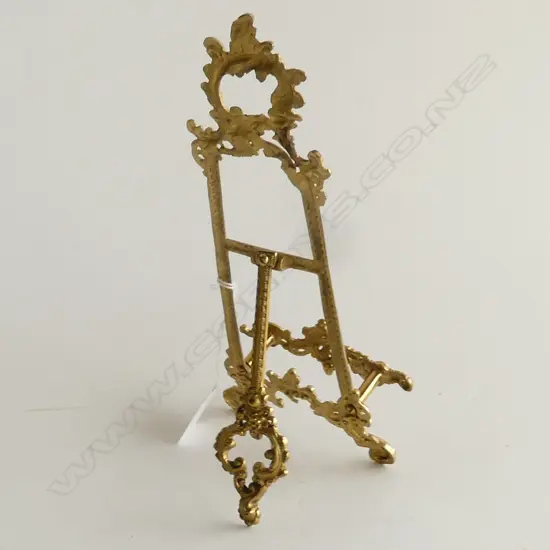 VINTAGE BRASS EASEL FOR DISPLAYING A PICTURE H. 250MM