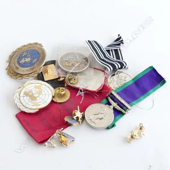 ASST. MILITARY MEDALS & BADGES ETC