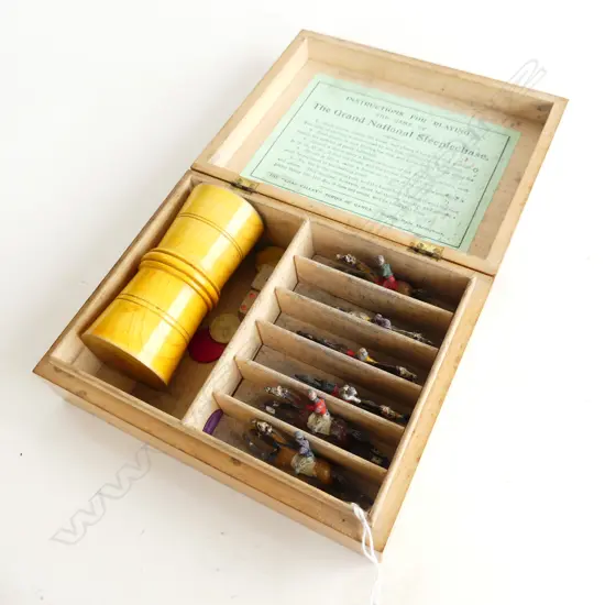 CHAD VALLEY GRAND NATIONAL STEEPLECHASE GAME COMPLETE WITH 6 LEAD HORSES IN BOX