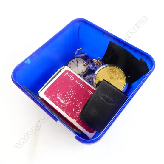 ASST. PCES; 5 CRYSTAL BITS