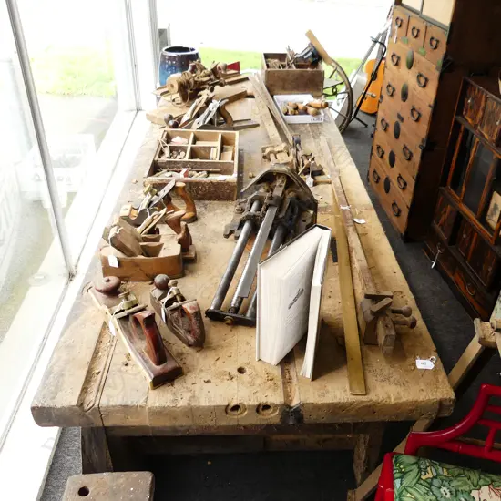 OLD WORK BENCH WITH VICE EX. PHIL BROADBENT WORKSHOP