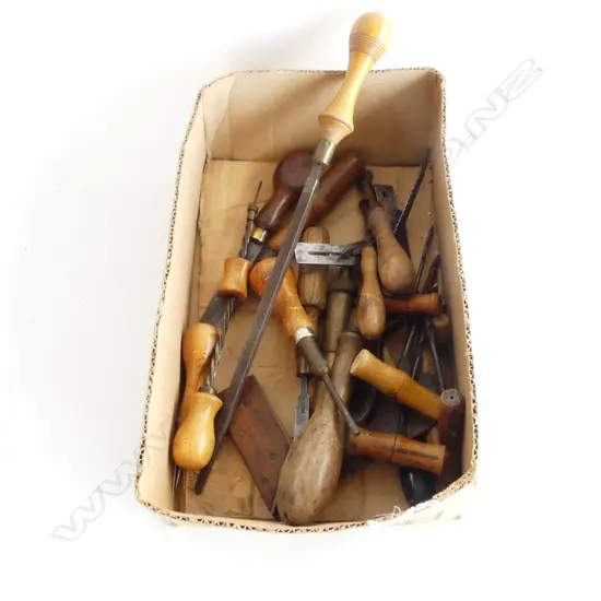 BOX ANTIQUE SMALL HAND TOOLS. push drill + chisels etc