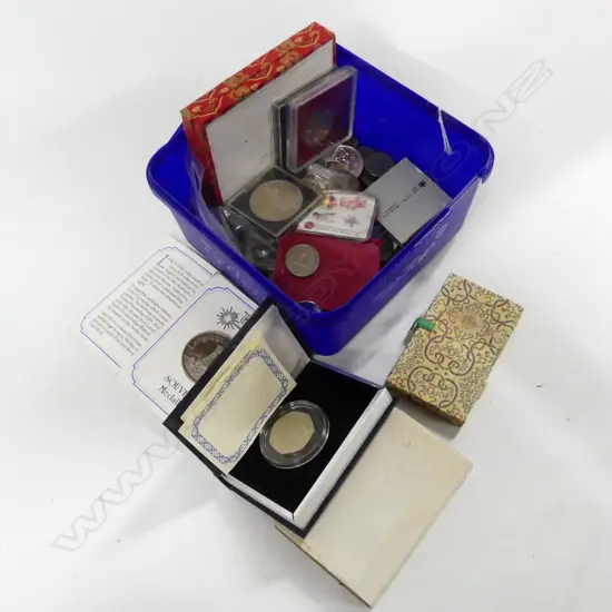 BOX COIN COLLECTION MIXED COINS