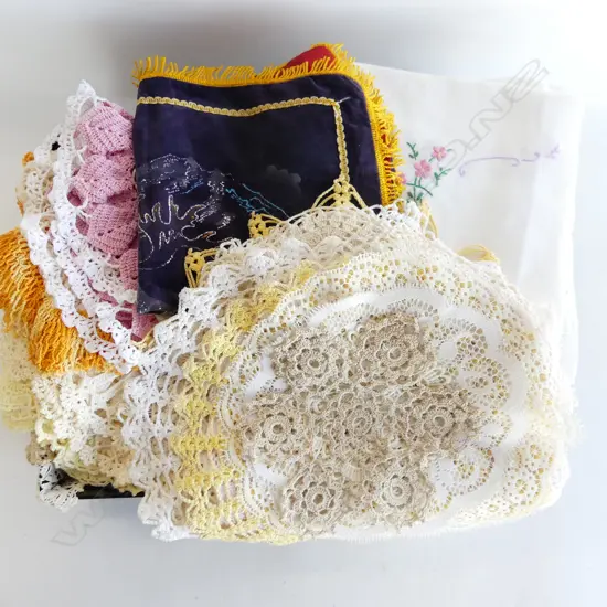 COLLECTION VINTAGE CANADIAN EMBROIDERY LACE CROCHET WORK ETC table clothe etc