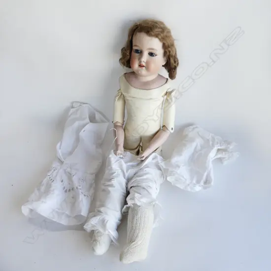 ARMAND MARSEILLE DOLL 'AM 370' H.750mm...