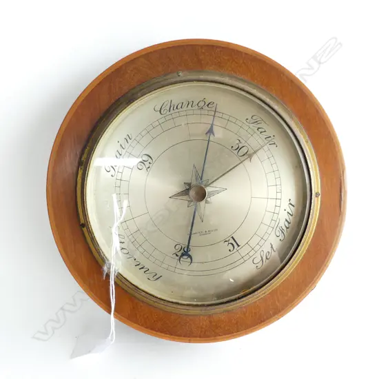 BIG HEAVY CIRCULAR BAROMETER, SHERATON STYLE MAHOGANY & BOXWOOD, DIA.225mm 
