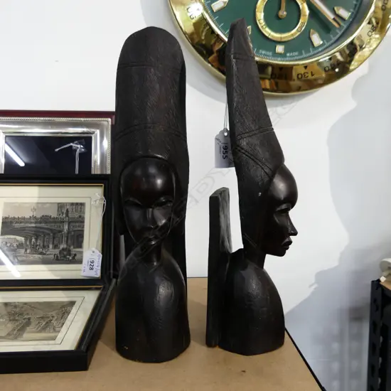 PAIR OF EBONY BOOKENDS. AS FEMALE FIGURES. H. 265mm