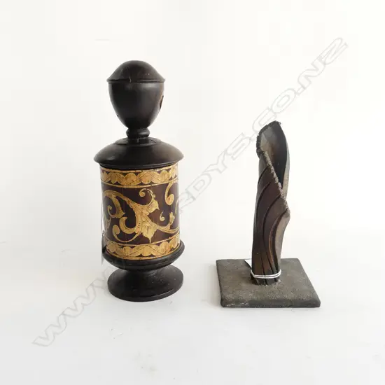 INDONESIAN LIME CONTAINER (H. 240MM) + NZ POTTERY SCULPTURE IN A MAGNEZE GLAZE (H. 180MM)