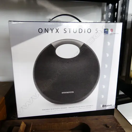 HARMAN KARDON ONYX STUDIO PORTABLE BLUETOOTH SPEAKER, NEW IN BOX