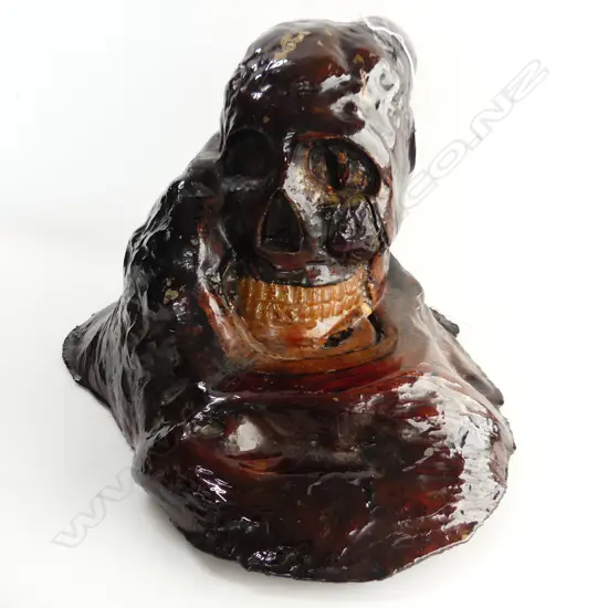 LG CARVED TOTARA BURR WOOD SKULL WITH KAURI GUM TEETH H. 300MM