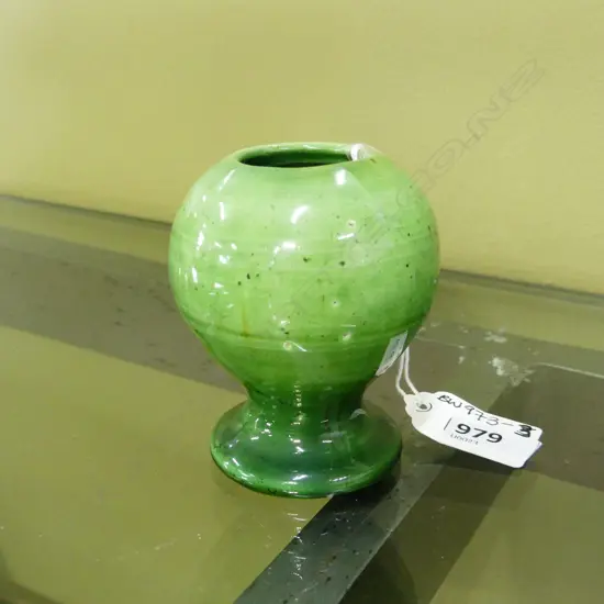 JOVAN RANCICH GREEN GLAZE SM VASE H. 80MM