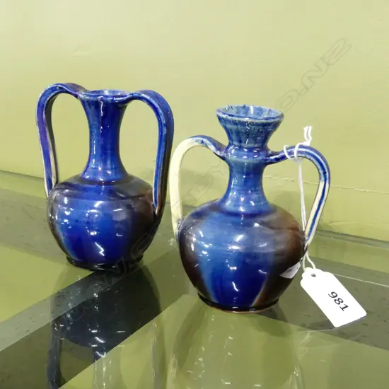 PR JOVAN RANCICH 2 HANDLED BLUE GLAZE VASES H. 105MM