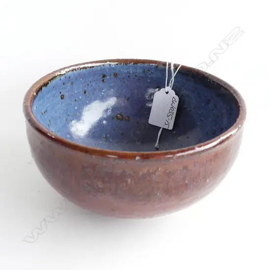BARRY BRICKELL BOWL BLUE INTERIOR DARK gloss exterior Dia.158mm