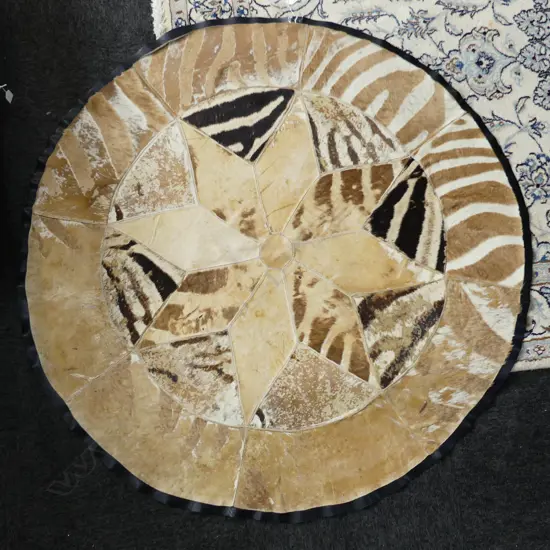 CIRCULAR ZEBRA RUG  dia.1290mm