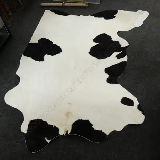 LG BLACK & WHITE COWHIDE RUG 2400x1650mm