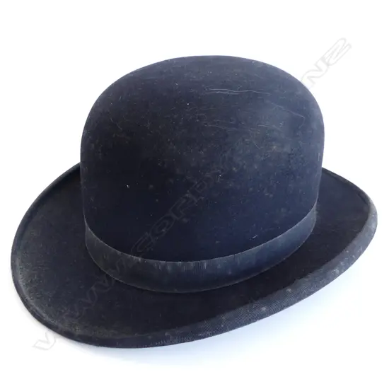 VINTAGE BOWLER HAT 'THE REGENT' 