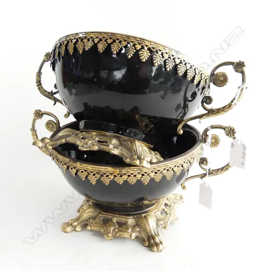 PR MID 20THC FRENCH STYLE BLACK PORCELAIN & ORMOLU STYLE TABLE CENTERPIECES L.300mm.